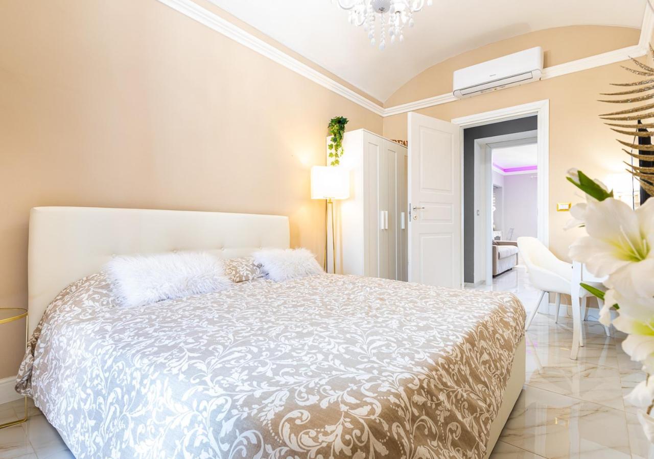 Elegant Suite - In Centro Portanuova Turin Exterior foto