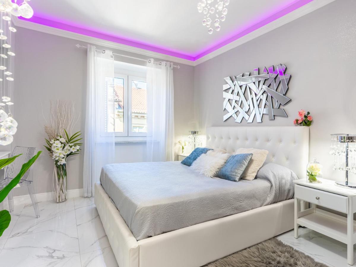 Elegant Suite - In Centro Portanuova Turin Exterior foto